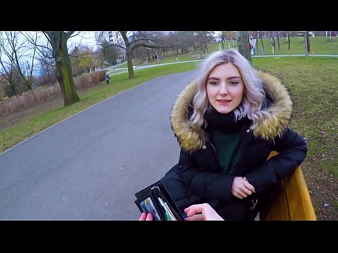 ❤️ Swallows cum panas wong liyo kang kanggo dhuwit - bukkake ing taman dening Eva Elfie ️ Porno ing pornojv.pornoreino-com.ru ️❤